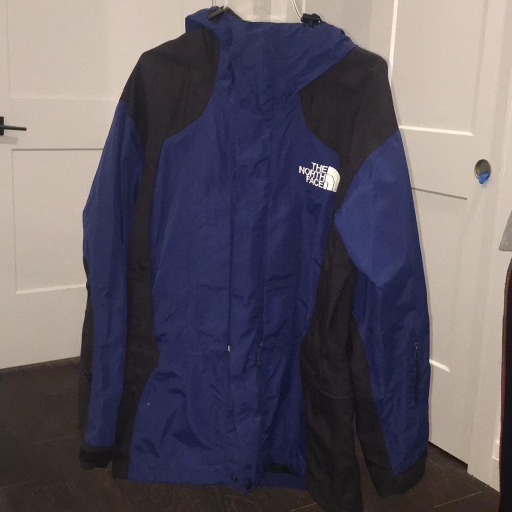 The North Face royal blue men’s small windbreaker